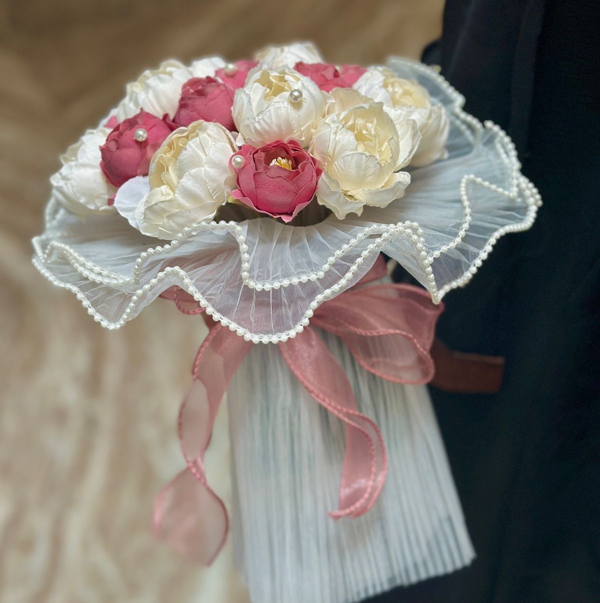 Premium Artificial Floral Bouquet Hamper Decoration with Pearl Net Frill & Satin Ribbon | Bridal Trousseau Gift Packing Flower Bunch | Wedding Shagun Décor