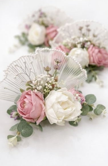 Elegant Artificial Floral Fan Bouquet Set with Pearl Net Frill | Bridal Trousseau Hamper Decoration Flowers | Wedding Shagun & Gift Packing Décor (Set of Multiple Pieces)