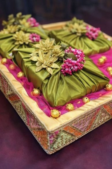 Luxury Traditional Wedding Shagun Tray with Lotus & Nandi Décor | Designer Trousseau Hamper Packing Set | Premium Pooja & Festive Gift Presentation Platter