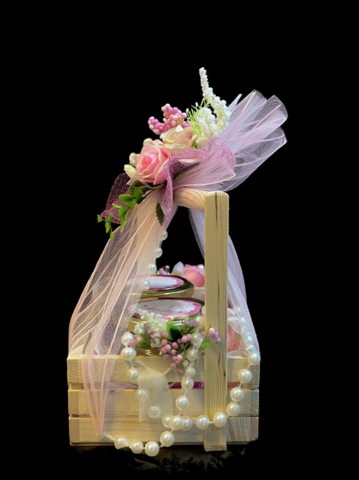 Elegant Mini Wooden Floral Hamper Basket with Net & Pearl Decor | Decorative Wedding Return Gift Tray | Baby Shower & Festive Gift Presentation Box