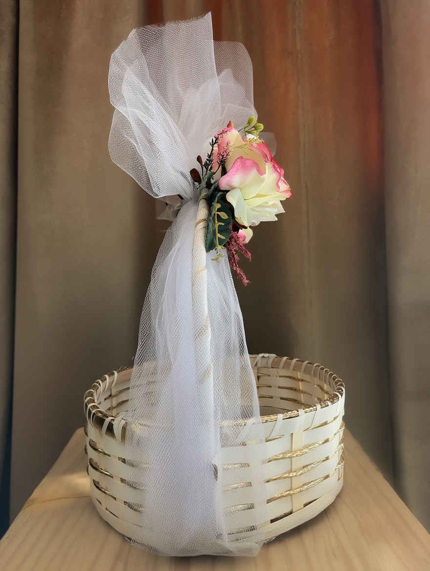Elegant Floral Woven Gift Basket with Net Bow | Decorative White Hamper Basket with Artificial Roses | Wedding, Baby Shower & Return Gift Packaging Tray
