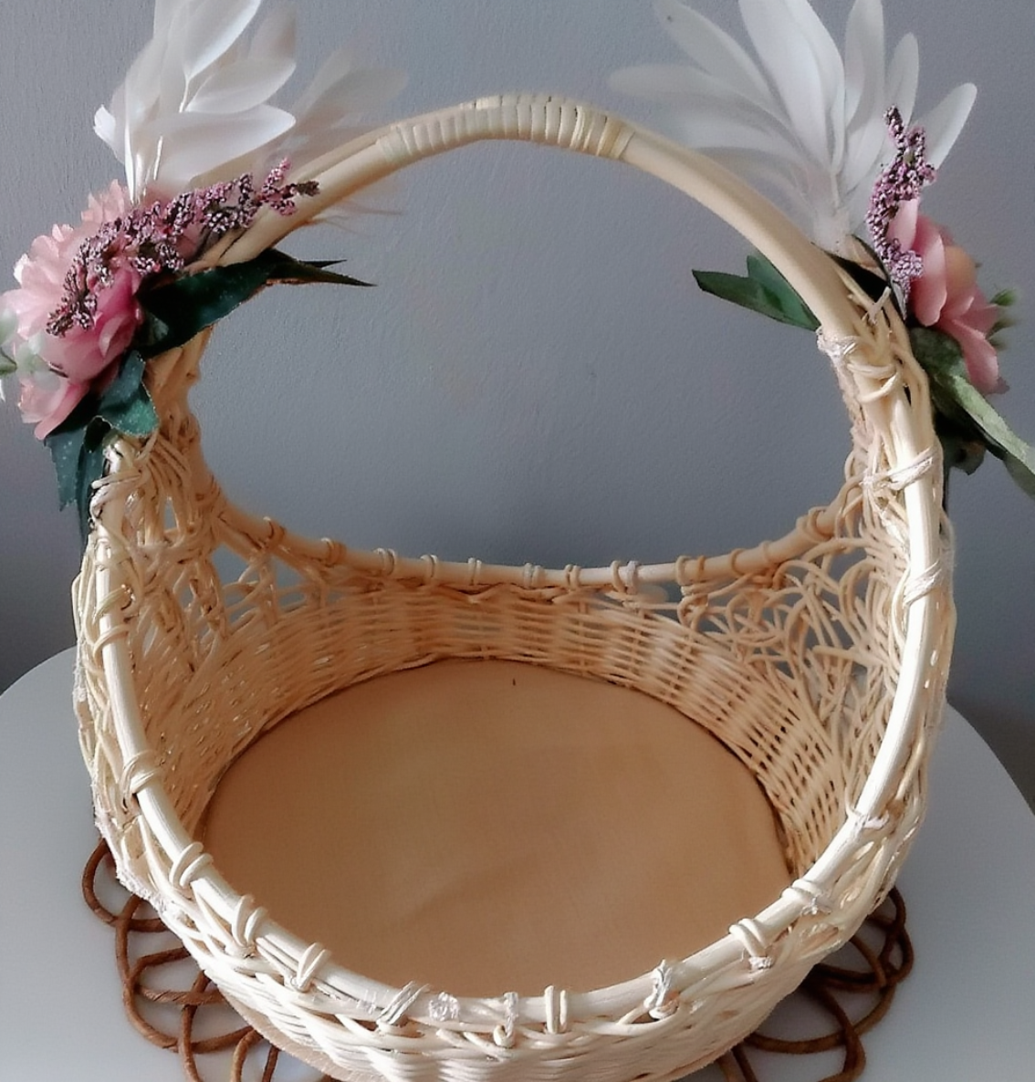 Handcrafted Wicker Floral Gift Basket with Handle | Rustic Decorative Hamper Tray with Artificial Flowers | Wedding, Baby Shower & Festive Gifting Basket